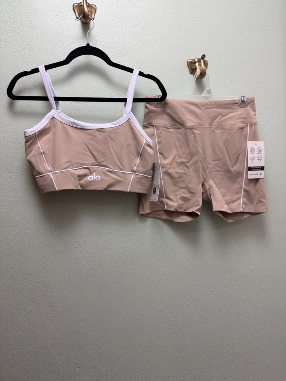 Otos Inspired by Alo Activewear Set – Size Large – NWT